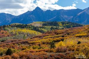 AstonishingColorado Autumn Nature Landscapes Panorama Views Video